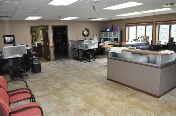 1313 Western Ave, Brookings, SD 57006